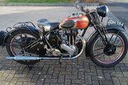 Picture 5 - Ariel 350 NH 350cc Red Hunter 1946 Rigid / Girder motorbike