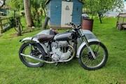 Picture 4 - 1953 500 AJS motorbike