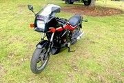 Picture 6 - 1988 Kawasaki GPZ 750 motorbike