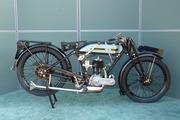 Picture 2 - 1927 Triumph 500cc Model N motorbike
