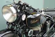 Picture 3 - 1936 Velocette KSS motorbike