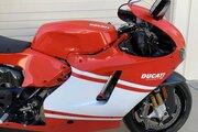 Picture 10 - 2008 Ducati Desmosedici RR motorbike