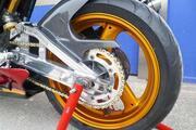 Picture 9 - Barry Sheene RGV 250 Suzuki Road Legal motorbike
