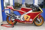 Picture 11 - Barry Sheene RGV 250 Suzuki Road Legal motorbike