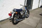 Picture 3 - Triumph Bonneville T140 Silver Jubilee motorbike