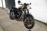 Picture 2 - Triumph Bonneville T140 Royal Wedding motorbike