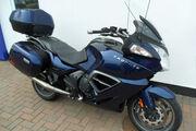 Picture 2 - Triumph Trophy SE With Top Box motorbike