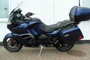 Picture 7 - Triumph Trophy SE With Top Box motorbike