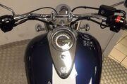 Picture 5 - Triumph Thunderbird 1600 - Triumph Alarm - Custom Dual Seat - Back Rest motorbike