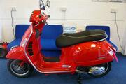 Picture 3 - Vespa GTS 300 Super Red Brand New 2013 motorbike