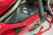 Picture 10 - 1999 Ducati 996 SPS Limited Edition motorbike