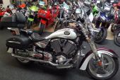 2009 Victory KINGPIN TOUR 3K Miles, 1 OWNER From NEW for sale