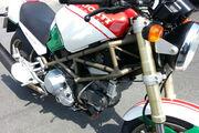 Picture 3 - Ducati CARL FOGARTY'S Ducati 904 monster motorbike