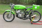 Picture 2 - Kawasaki H2 750 Triple 2 Stroke Classic Race Parade Collectors Track Bike motorbike