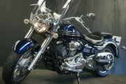 Picture 3 - Yamaha XV 1900 A Midnight Star Classic Cruiser with 4700 Miles motorbike