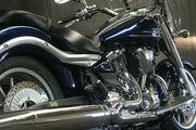 Picture 7 - Yamaha XV 1900 A Midnight Star Classic Cruiser with 4700 Miles motorbike