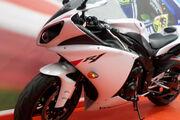 Picture 5 - Yamaha YZF R1 2012 Excellent Condition motorbike