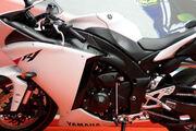 Picture 6 - Yamaha YZF R1 2012 Excellent Condition motorbike