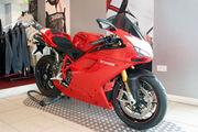 Picture 3 - 2008 Ducati 1098 S Red, 1798 Miles, Termignoni Exhaust, 1 Owner motorbike