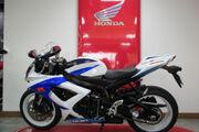 Picture 5 - 2011 Suzuki GSX-R600 K9 GSXR 600cc 25th Anniversary Edition 23 of 25 Rare motorbike