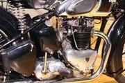Picture 4 - Triumph speed twin 1938 motorbike
