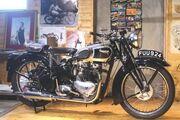 Picture 9 - Triumph speed twin 1938 motorbike