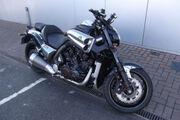 Picture 2 - Yamaha VMAX 1700 2008 motorbike