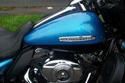 Picture 3 - Harley-Davidson Touring FLHTK Electra Glide Ultra Limited 1690 in Metallic Blue motorbike