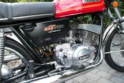 Picture 2 - Classic Suzuki GT250 2-stroke motorbike