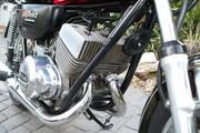 Picture 3 - Classic Suzuki GT250 2-stroke motorbike
