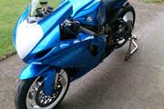 Picture 4 - 2011 GSXR 600 Race bike motorbike