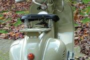 Picture 3 - 1957 Vespa (Douglas) 42L2 / 92L2 motorbike