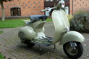 Picture 4 - 1957 Vespa (Douglas) 42L2 / 92L2 motorbike