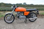 Picture 7 - Laverda 750SF 1974 motorbike