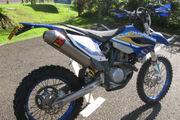 Picture 3 - Husaberg FE 450 13 in blue & yellow, 1 owner, Akrapovic system switchable mapping motorbike