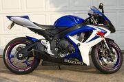 Picture 2 - Suzuki GSXR 600 K6, Blue and White, excellent condition, low miles, 1 owner motorbike