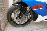 Picture 10 - 2005 Suzuki GSXR 1000 K5 in blue - Fantastic Example motorbike