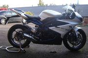 Picture 10 - Triumph DAYTONA 675 2013 White & Blue Low Miles (230) Mint Condition motorbike