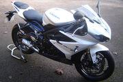 Picture 11 - Triumph DAYTONA 675 2013 White & Blue Low Miles (230) Mint Condition motorbike