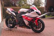 Picture 2 - Yamaha R1 2012 Race Bike motorbike