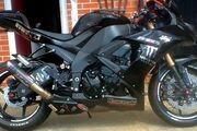 Picture 6 - 2008 Kawasaki ZX10R motorbike