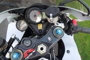 Picture 6 - 2008 Suzuki GSXR 1000 K8 in White & Silver motorbike