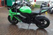 Picture 2 - Kawasaki ZX10R 2011 motorbike