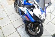 Picture 5 - Suzuki GSXR 750 K7 in Blue, 1 owner, service history motorbike