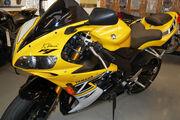 Picture 8 - 2006 Yamaha YZF R1 Kenny Roberts Special 50th Anniversary Limited Edition Mint motorbike
