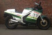 Picture 3 - Suzuki RG400 motorbike