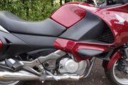Picture 7 - Honda Deauville NT700V 2009 motorbike