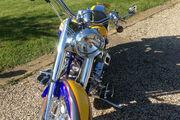 Picture 9 - Harley-Davidson FLSTFSE 2, 2006 Fatboy Screamin in Yellow & Blue motorbike