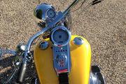Picture 10 - Harley-Davidson FLSTFSE 2, 2006 Fatboy Screamin in Yellow & Blue motorbike