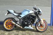 2009 Triumph SPEED TRIPLE 1050 PRIVATE PLATE 1 OFF COLOURS JUST 19 Miles! for sale
